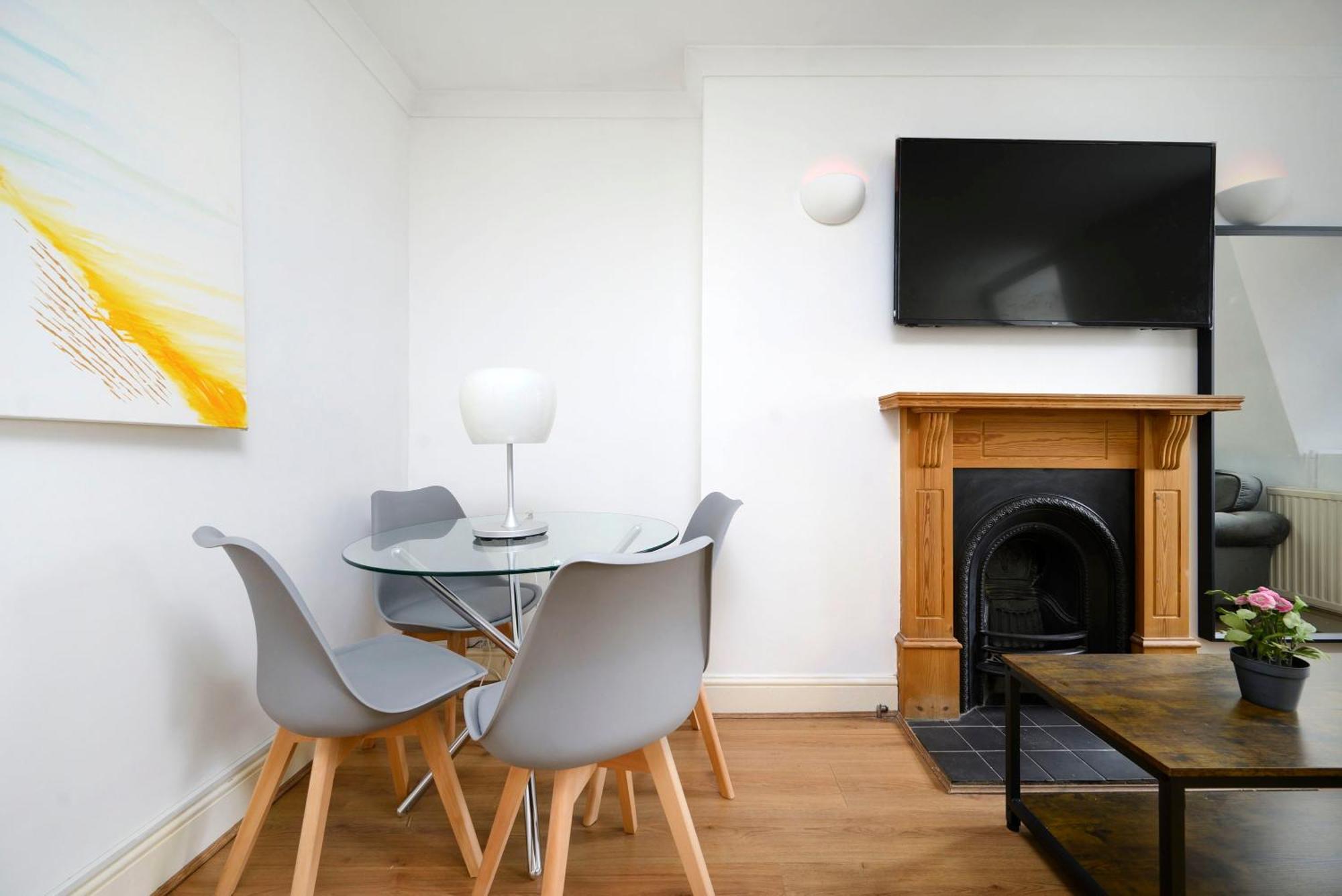 Wonderful 2br Flat On Richmond Street Appartamento Londra