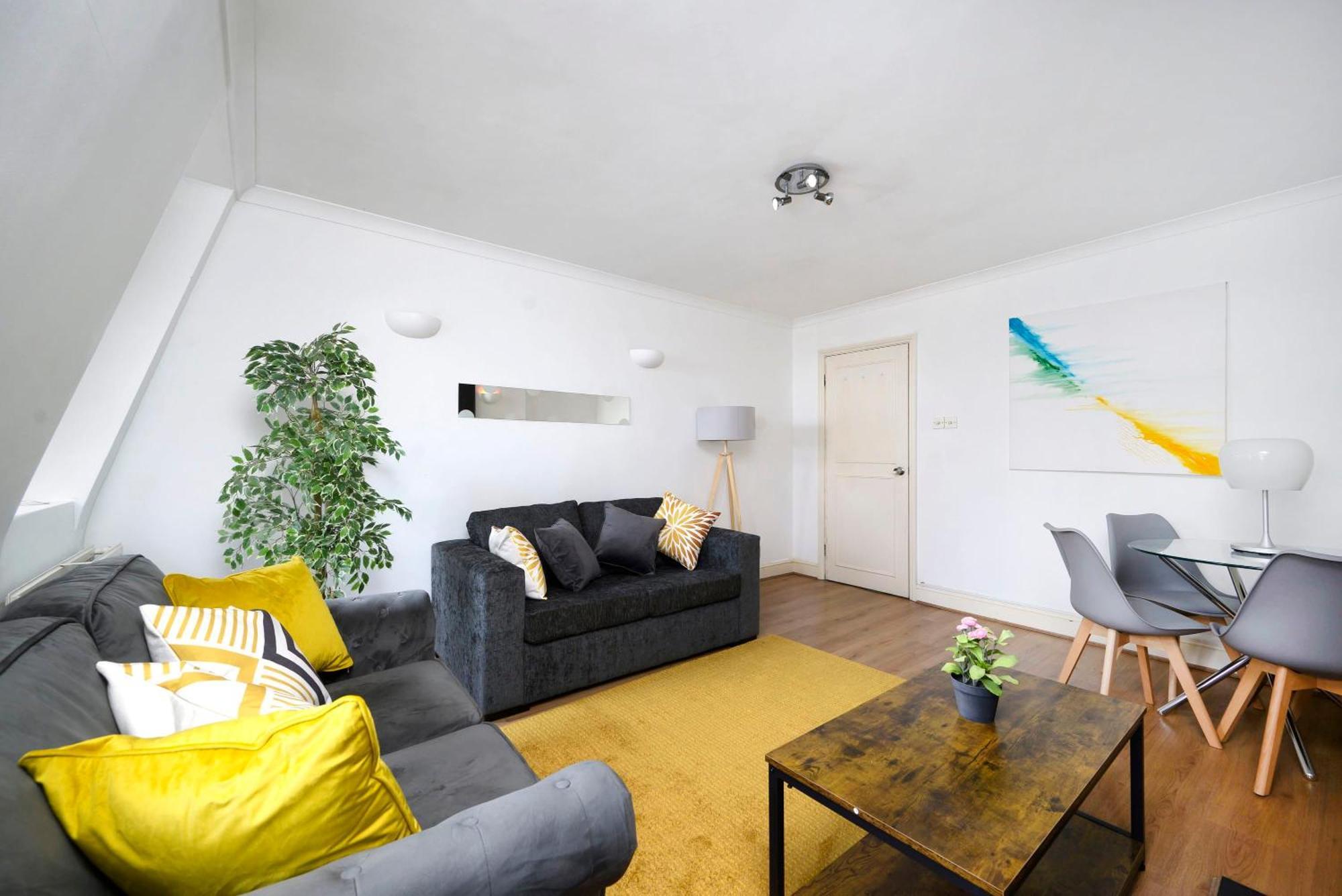 Wonderful 2br Flat On Richmond Street Appartamento